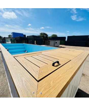 Piscinas de contenedores de...